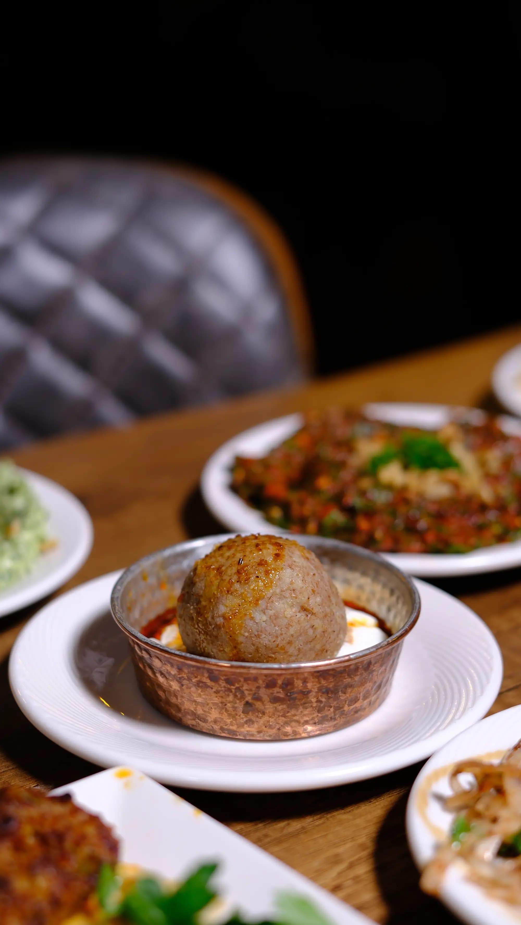 Közde hazırlanan meze tabakları