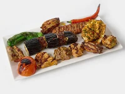 Asmaaltı Karışık Kebap — köz üstünde