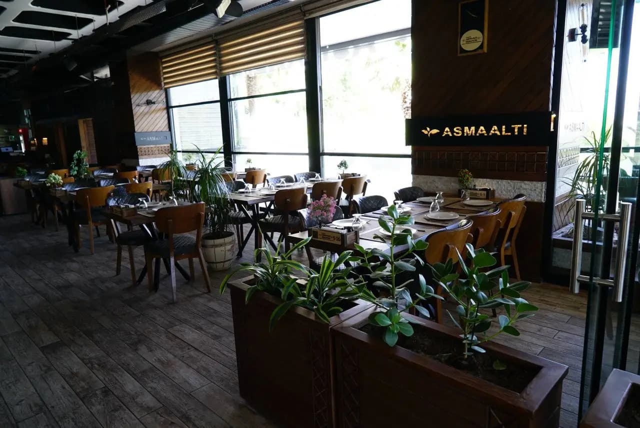 Köz hikâyesi 6 — Asma Altı Kebapçısı galerisinden bir kare